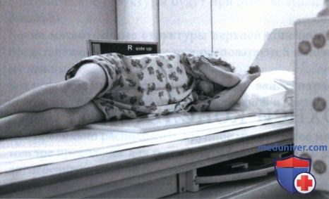 Укладка при рентгенограмме органов брюшной полости (ОБП) у детей старшего возраста лежа на боку в ПЗ проекции