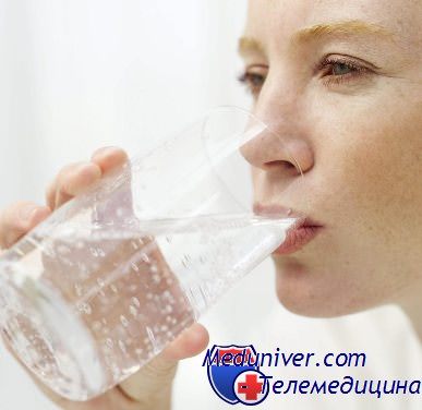 Сколько надо пить воды тем кто на диете